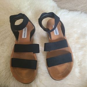 Steve Madden Elastic Sandals